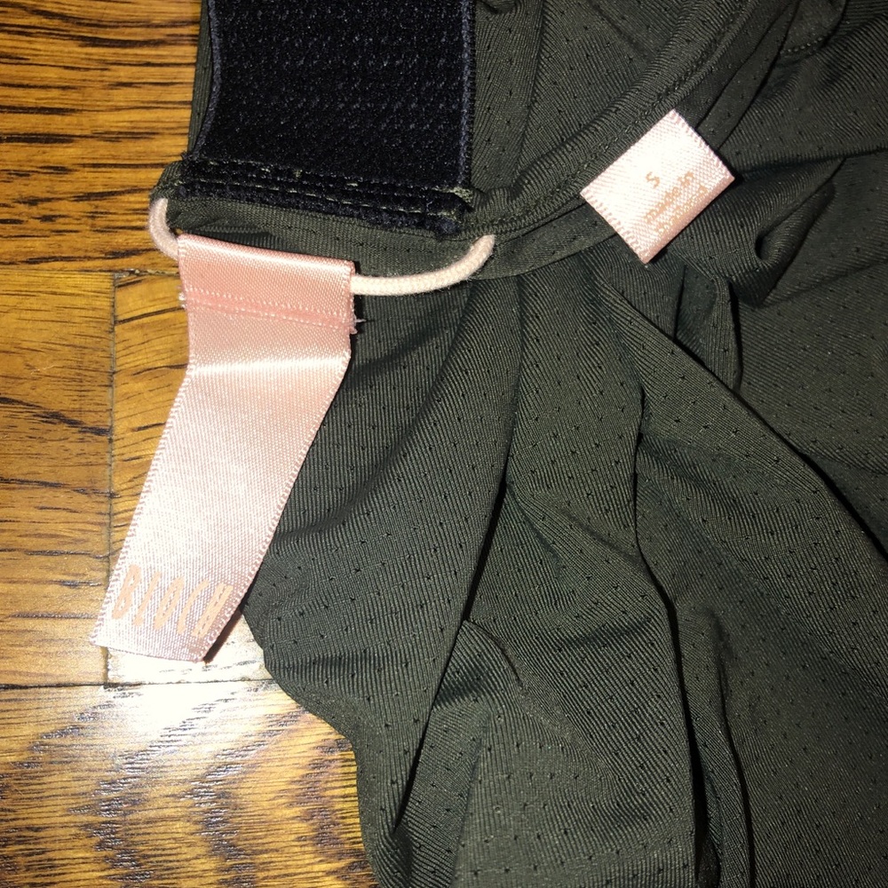 Workout tank - Picture 4 of 4